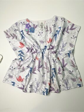Disney White Eyelet Top with Purple, Blue & Coral Floral Accents Kaftan sleeves